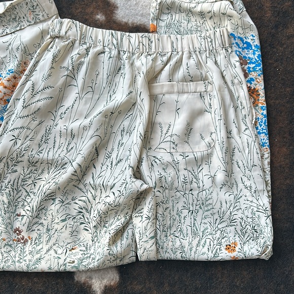 Twin - set authentic so beautiful pants size XS (fit as a small) - Picture 11 of 11